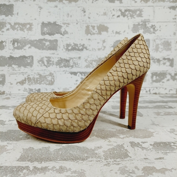 Calvin Klein Tan Round Toe High Heels Pump Shoes I98 - Picture 1 of 13